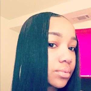 Meet your Posher, Shania